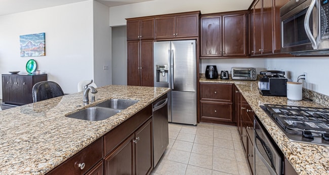 Building Photo - 955 Romneya Ln