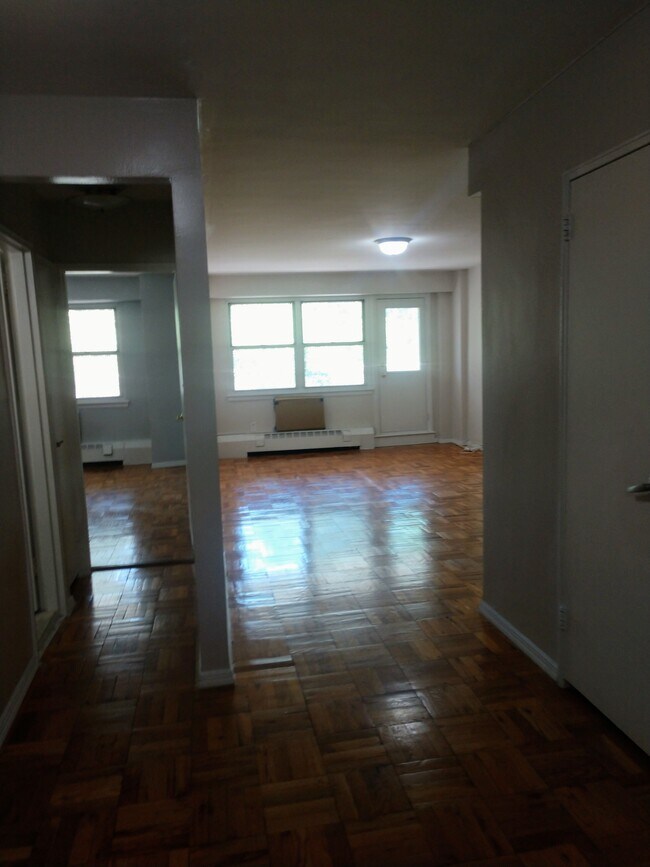 Building Photo - 1608 Ocean Pkwy