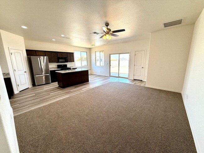 Building Photo - Beautiful New Construction 3 Bedroom Home ...