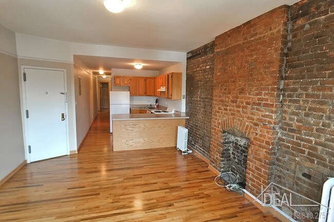 Foto del edificio - 2 bedroom in Brooklyn NY 11217