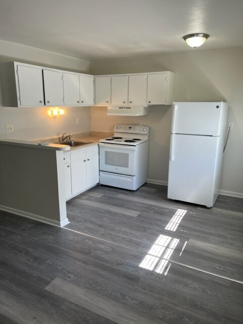 Building Photo - 161 D View Ave