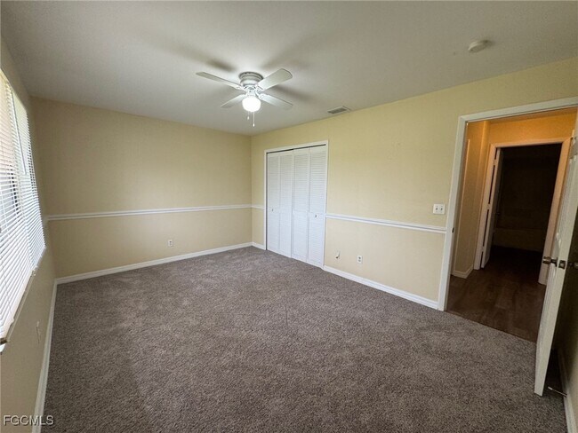 Foto del edificio - 524 SW 25th Terrace
