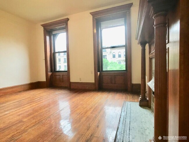 Building Photo - 219 West 106th Street