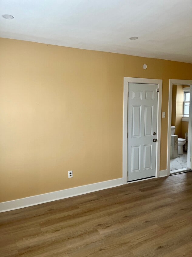 Photo - 4927 Wissahickon Ave (Philadelphia, PA)