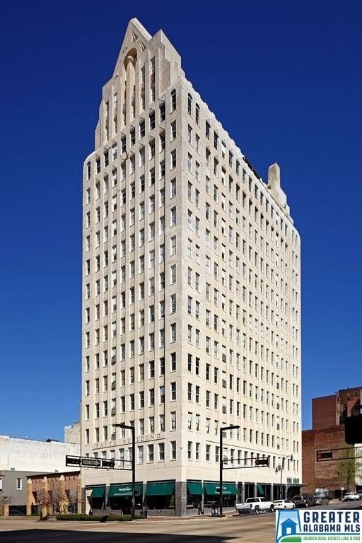 Building Photo - 2008 3rd Ave N