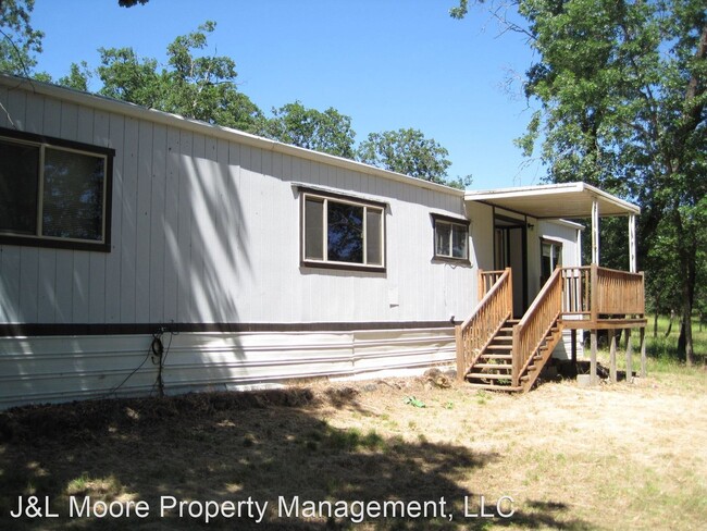 Building Photo - 7220 OR-234