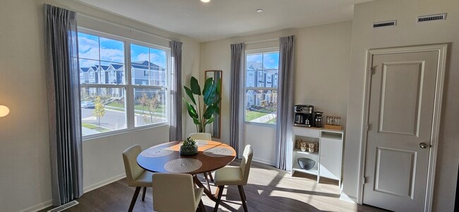 Foto del edificio - 2227 Glacier St