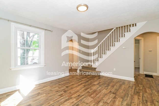 Building Photo - 1018 Northdale Ave
