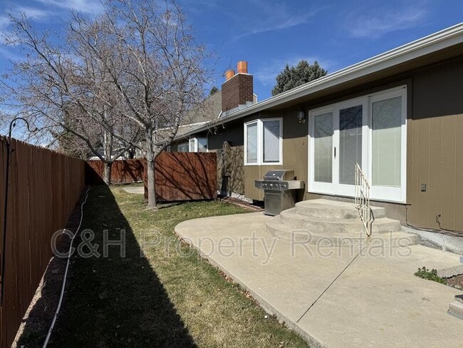 Building Photo - 2080 Glasser Pl