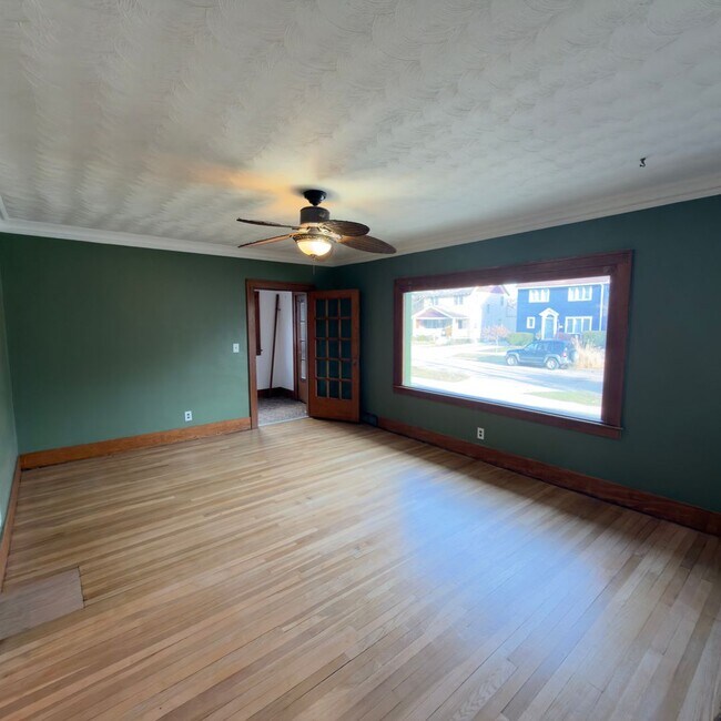 Foto del edificio - Charming 4 Bedroom on the SE Side!