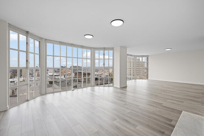 Foto del edificio - 1255 California St