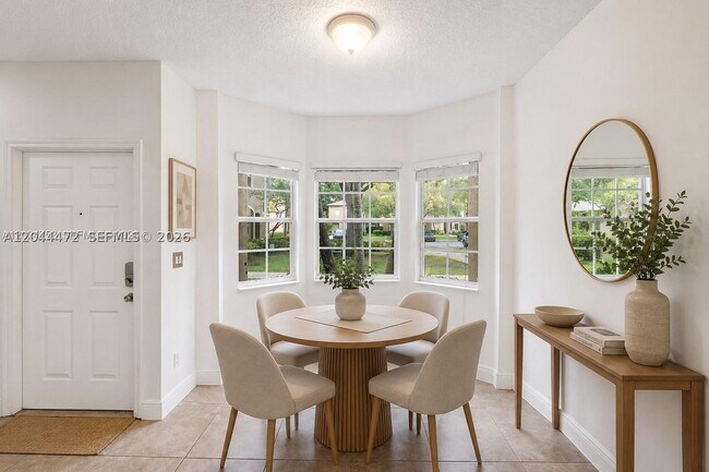 Foto del edificio - 16035 Emerald Cove Rd