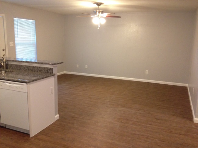 Building Photo - 4904 Merritt Cir