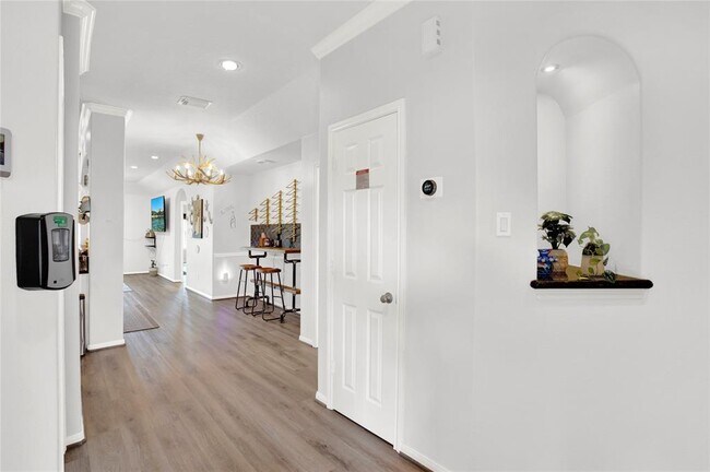 Foto del edificio - 2739 Broadway St