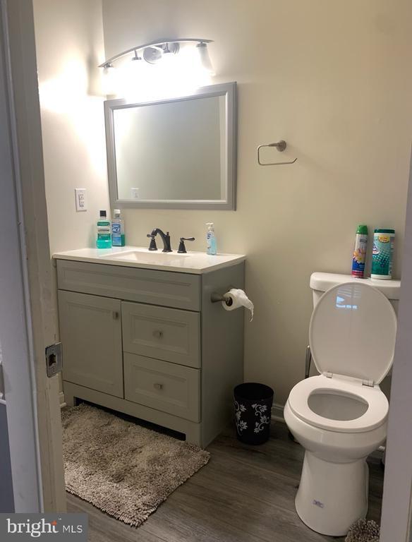 Foto del edificio - 9400 Fontana Dr