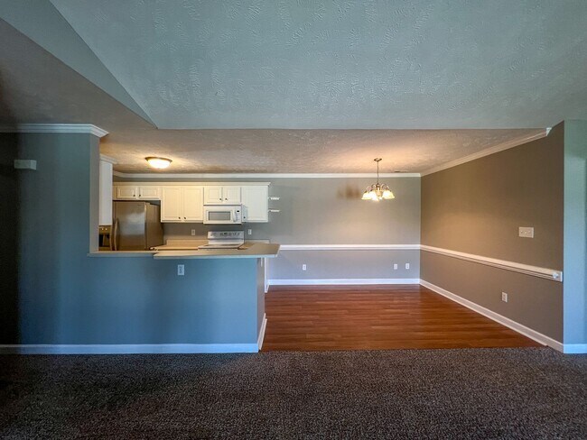 Foto del edificio - Lovely 2 Bed 2 Bath Condo with Community Pool