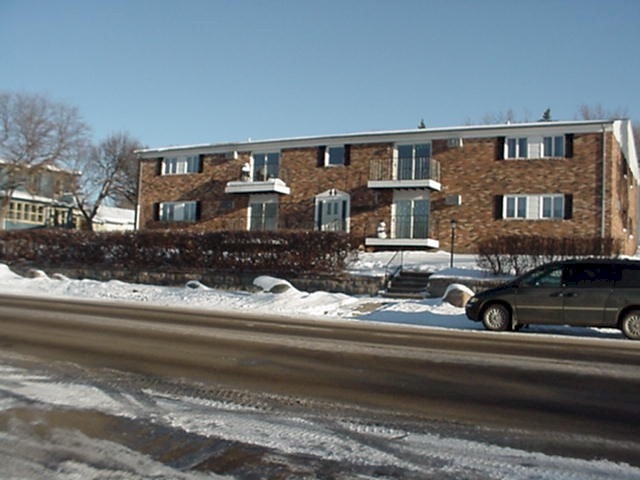 Primary Photo - Regency Apartments