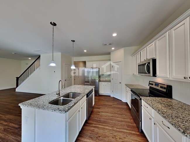 Building Photo - 531 Drema Ct
