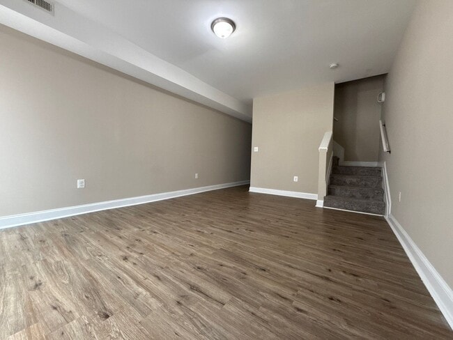 Building Photo - 3 BedRoom House In Baltimore City