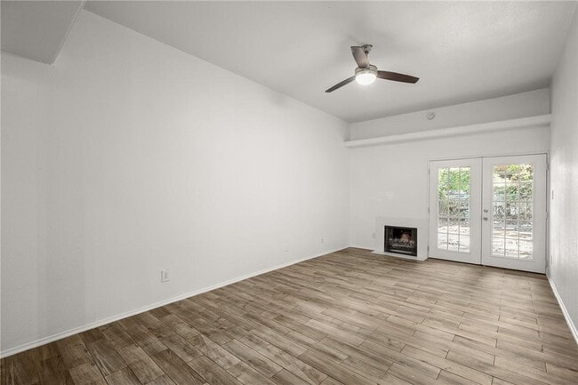 Building Photo - 6803 Woodhue Dr