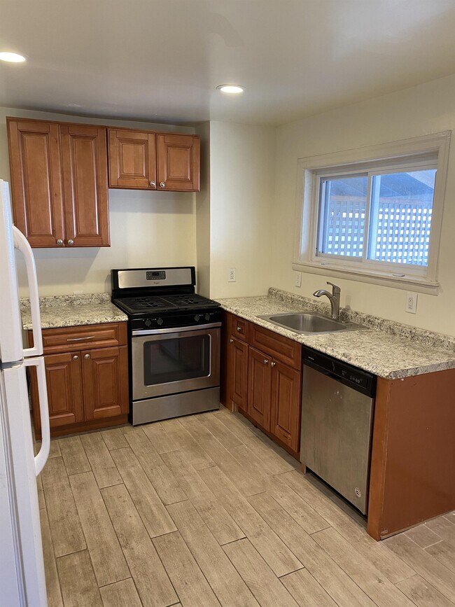 Foto del edificio - 723 W Lancaster Ave