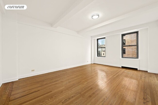 Foto del edificio - 200 W 16th St