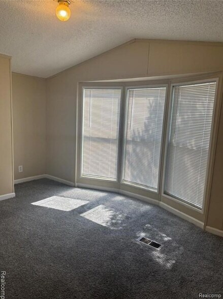 Foto del edificio - 1478 Coachlight Ct