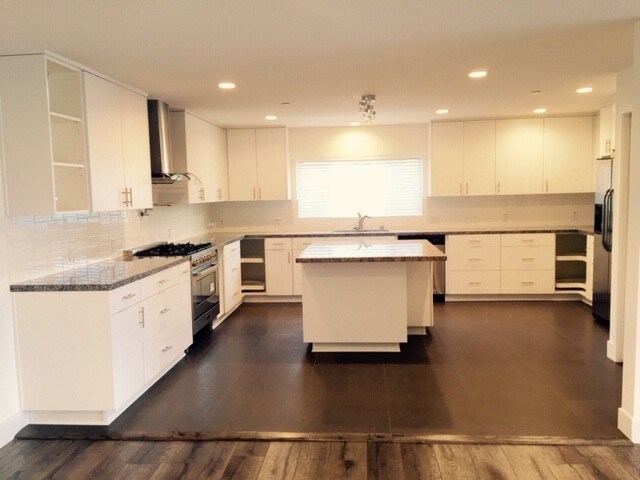 Foto principal - 8706 Olin St