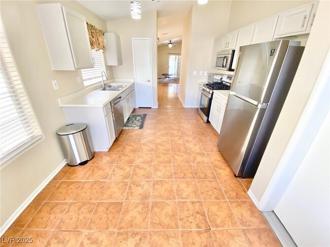 Foto del edificio - 3372 Wayward Ct