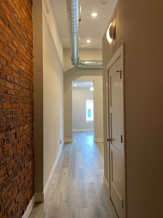 Foto del edificio - 2750 Lafayette Ave