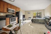 Foto principal - 10982 Roebling Ave