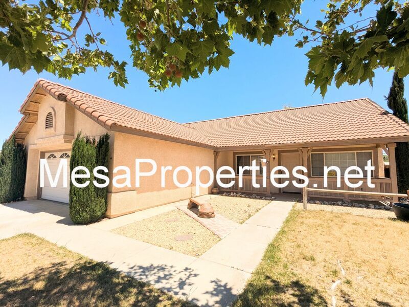 Foto principal - 15635 Desert Springs Dr