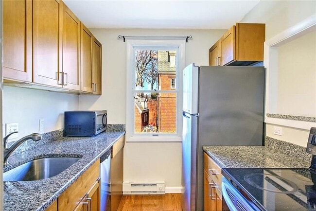 Building Photo - 274 S Main St