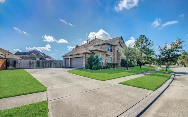Building Photo - 28448 Rose Vervain Dr