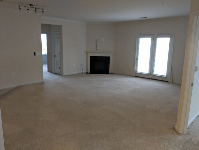 Family Room - 24661 Woolly Mammoth Terrace