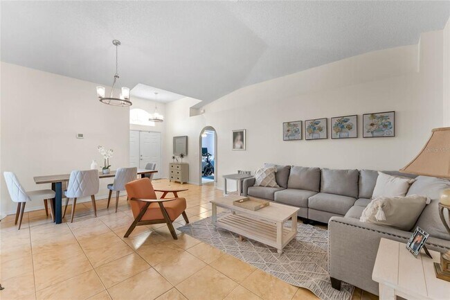 Foto del edificio - 342 Pleasant Gardens Dr