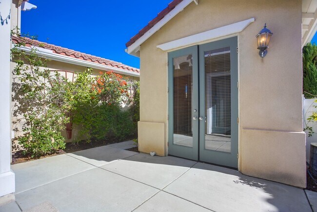 Building Photo - 16390 Los Rosales St