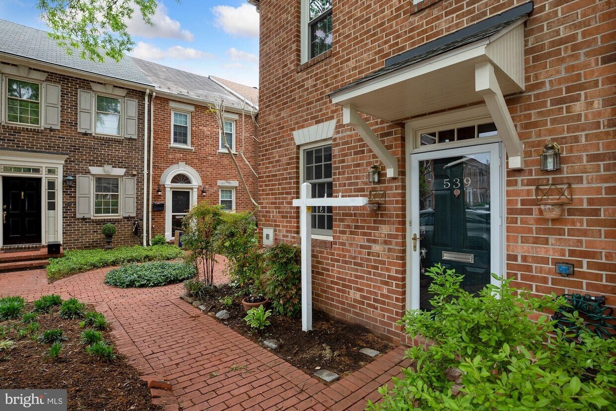 tobacco quay alexandria va 539 Tobacco Quay, Alexandria, VA 22314 - Townhome Rentals in Alexandria VA