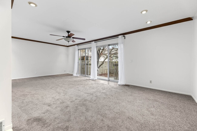 Building Photo - 1871 Monterey Dr