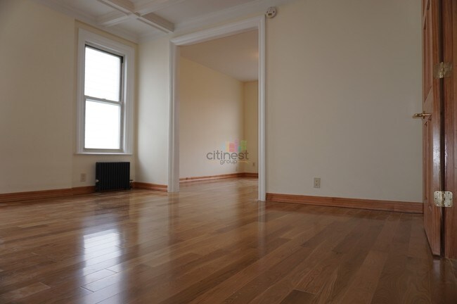 Building Photo - 574 81 St