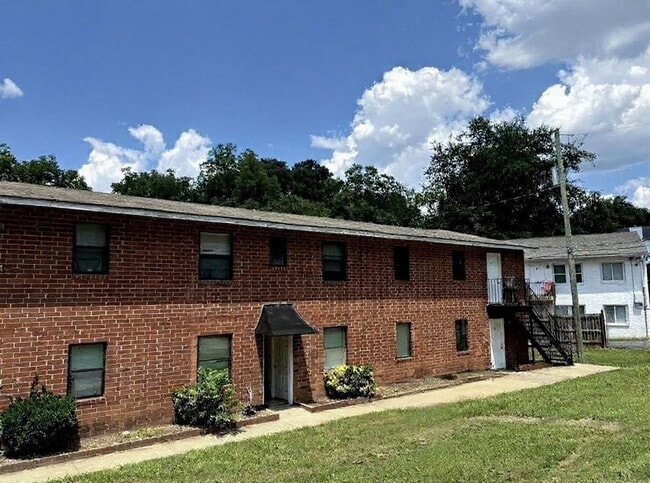 Charming 2BR Duplex in Atlanta - Charming 2BR Duplex in Atlanta Townhome