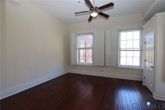 Building Photo - 219 N 19th St