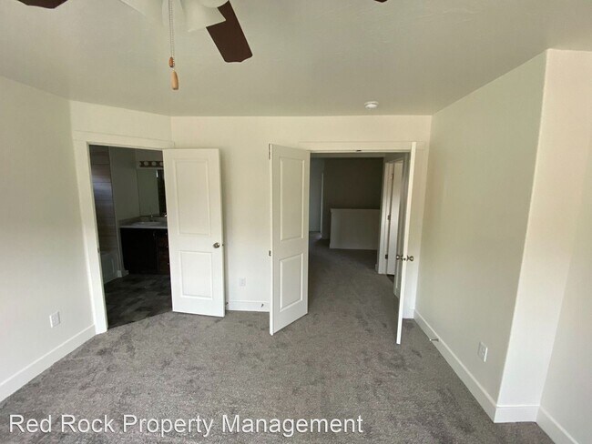 Building Photo - 4 br, 2.5 bath House - 5935 S Belair St