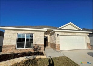 Building Photo - 3620 Oglala Trl
