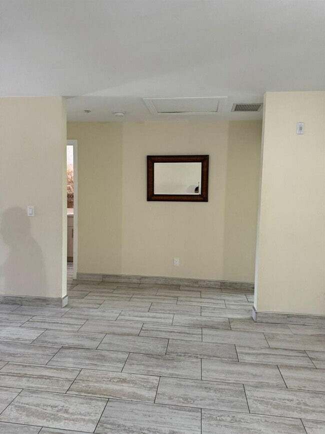 Foto del edificio - 2633 Westgate Ave