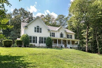 Building Photo - 3230 Sidetracked Dr