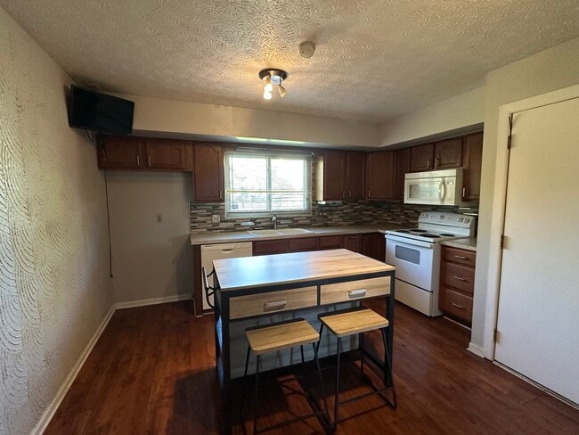 Foto del edificio - 5531 Karl Rd