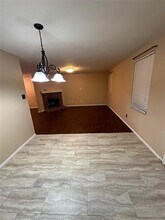 Building Photo - 9233 Cheswick Dr