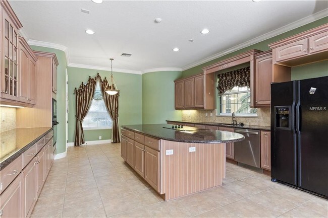 Foto del edificio - 3575 Terra Oaks Ct