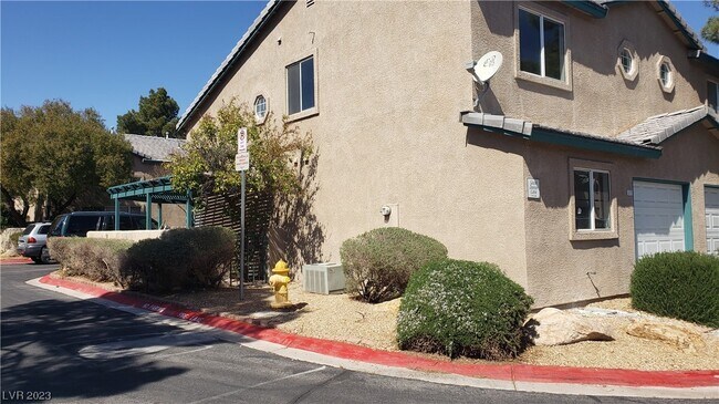 Foto del edificio - 5273 Wave Dancer Ln